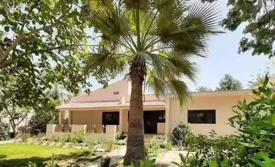 Résidentiel Propriété prête 4 + femme de chambre U / f Villa à Compound  a louer au Al-Manamah #26706 - 1  image 