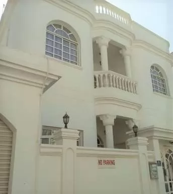Résidentiel Propriété prête 3 + femme de chambre S / F Villa autonome  a louer au Al-Manamah #26720 - 1  image 