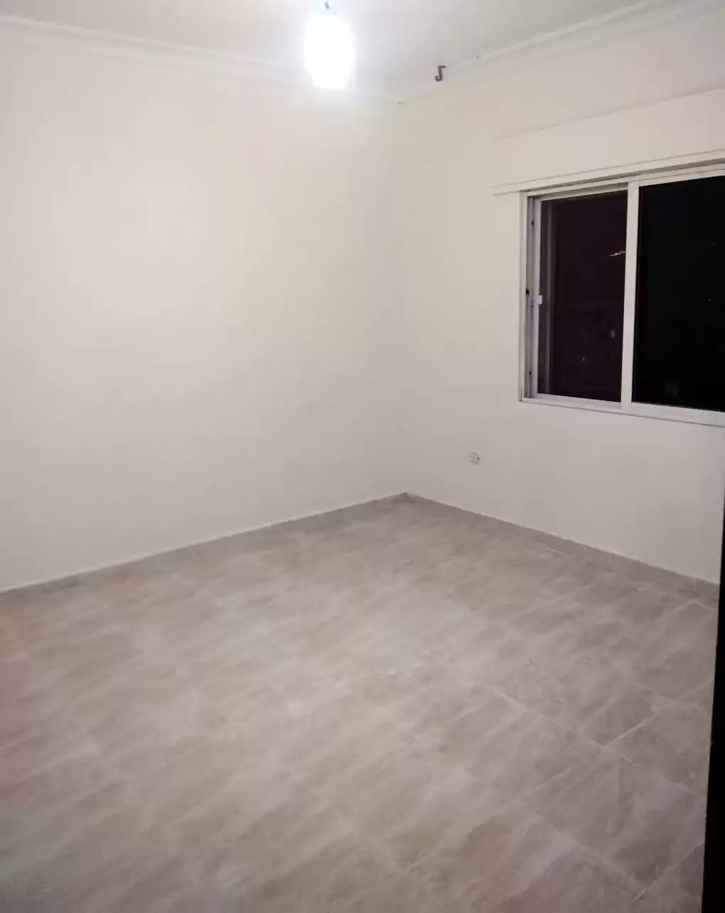 Residential Ready Property 4 Bedrooms U/F Apartment  for sale in Amman #26763 - 1  image 