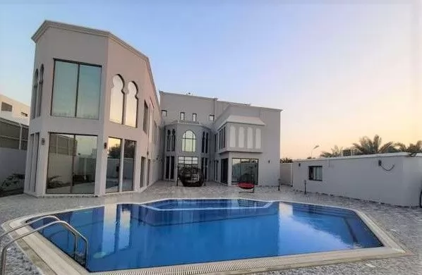 yerleşim Hazır Mülk 6+hizmetçi Yatak Odası U/F Müstakil Villa  satılık içinde Al-Manamah #26798 - 1  image 