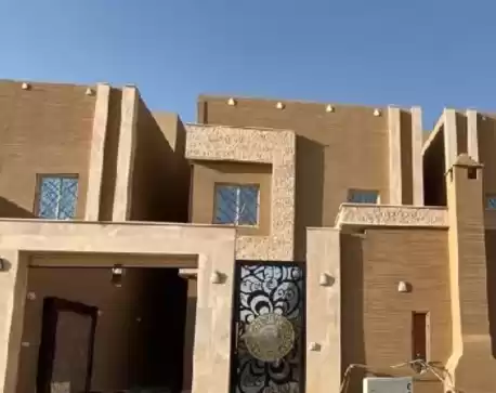 yerleşim Hazır Mülk 5+hizmetçi Yatak Odası U/F Müstakil Villa  satılık içinde Riyad #26808 - 1  image 