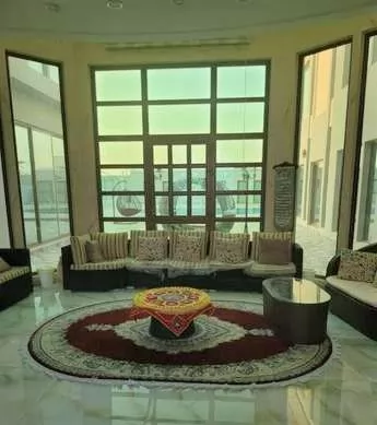 Wohn Klaar eigendom 4 + Zimmermädchen F/F Alleinstehende Villa  zu verkaufen in Al-Manama #26826 - 1  image 