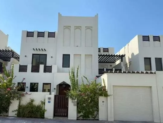 Wohn Klaar eigendom 4 + Zimmermädchen S/F Alleinstehende Villa  zu verkaufen in Al-Manama #26834 - 1  image 