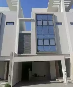 Жилой Готовая недвижимость 4+комнаты для горничных Н/Ф Отдельная вилла  продается в Аль-Манама #26840 - 1  image 