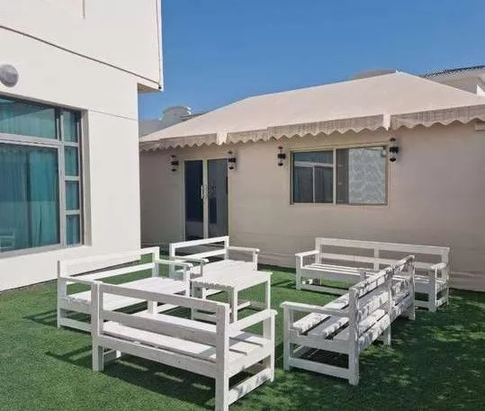 Wohn Klaar eigendom 3 + Magd Schlafzimmer U/F Alleinstehende Villa  zu verkaufen in Al-Manama #26845 - 1  image 