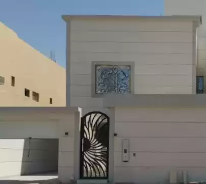 yerleşim Hazır Mülk 4 Yatak Odası U/F Müstakil Villa  satılık içinde Riyad #26877 - 1  image 