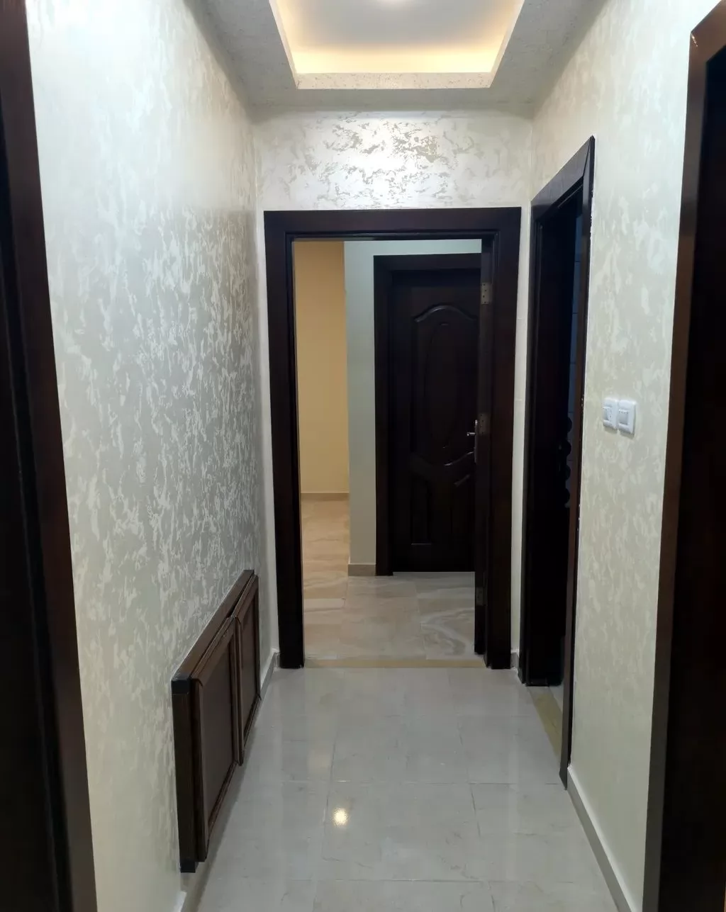 Residential Ready Property 3 Bedrooms U/F Apartment  for sale in Amman #26935 - 2  image 