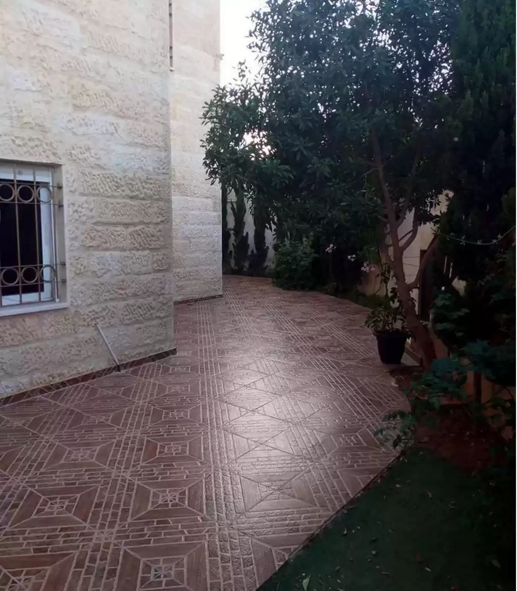 Жилой Готовая недвижимость 3 спальни Н/Ф Квартира  продается в Амман #26941 - 1  image 