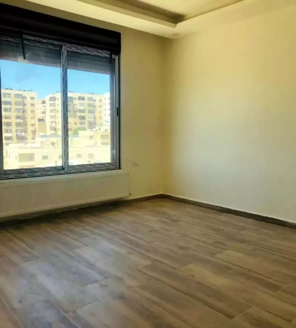 Жилой Готовая недвижимость 3 спальни Н/Ф Квартира  продается в Амман #26979 - 1  image 
