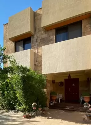 Wohn Klaar eigendom 3 Schlafzimmer F/F Alleinstehende Villa  zu vermieten in Riad #27004 - 1  image 