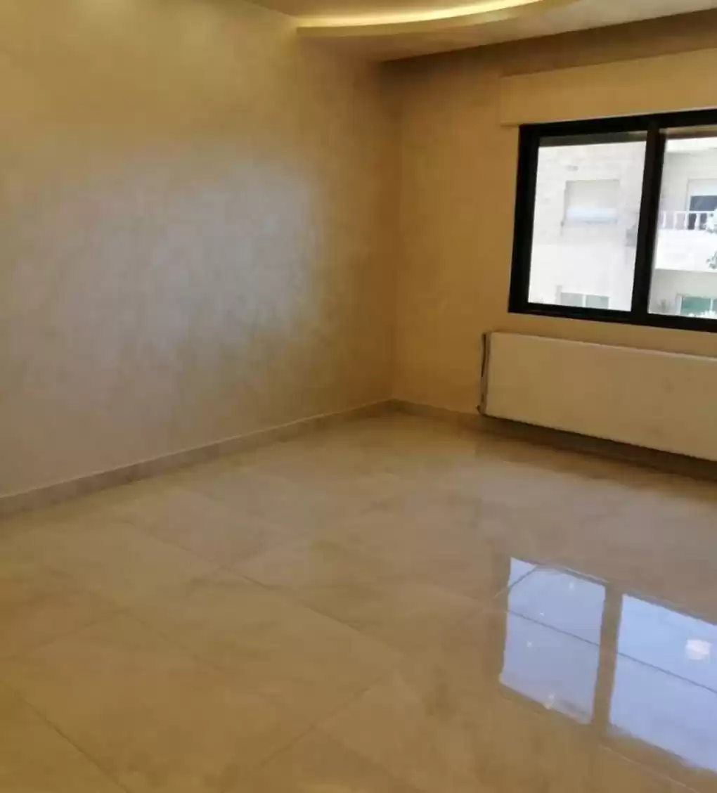 Жилой Готовая недвижимость 3 спальни Н/Ф Квартира  продается в Амман #27031 - 1  image 