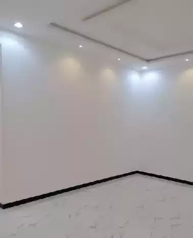 yerleşim Hazır Mülk 5+hizmetçi Yatak Odası U/F Apartman  satılık içinde Riyad #27092 - 1  image 