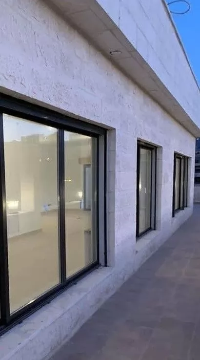 سكني عقار جاهز 3 غرف  غير مفروش شقة  للبيع في عمان #27127 - 1  صورة 