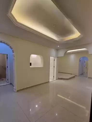 Résidentiel Propriété prête 4 chambres U / f Appartement  a louer au Riyad #27140 - 1  image 
