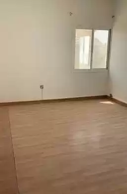 سكني عقار جاهز 4 غرف  غير مفروش شقة  للإيجار في المنامة #27201 - 1  صورة 