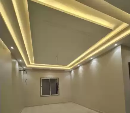 Wohn Klaar eigendom 5 + Zimmermädchen U/F Wohnung  zu verkaufen in Riad #27244 - 1  image 