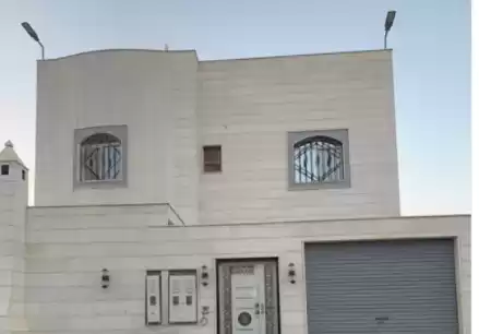 مسکونی املاک آماده 4+ اتاق خواب خدمتکار U/F ویلای مستقل  برای فروش که در ریاض #27273 - 1  image 
