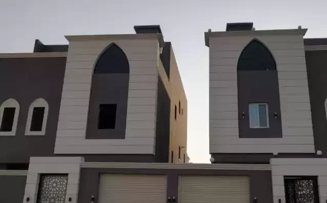 Residential Ready Property 7+ Bedrooms U/F Standalone Villa  for sale in Riyadh #27283 - 1  image 