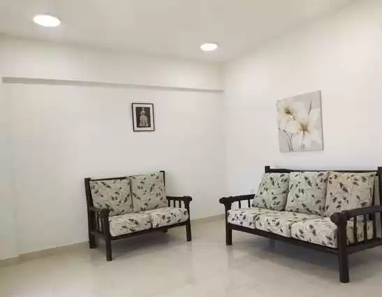 Residential Ready Property 3 Bedrooms F/F Apartment  for rent in Al-Manamah #27313 - 1  image 