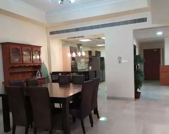 Residential Ready Property 3 Bedrooms F/F Apartment  for rent in Al-Manamah #27318 - 1  image 