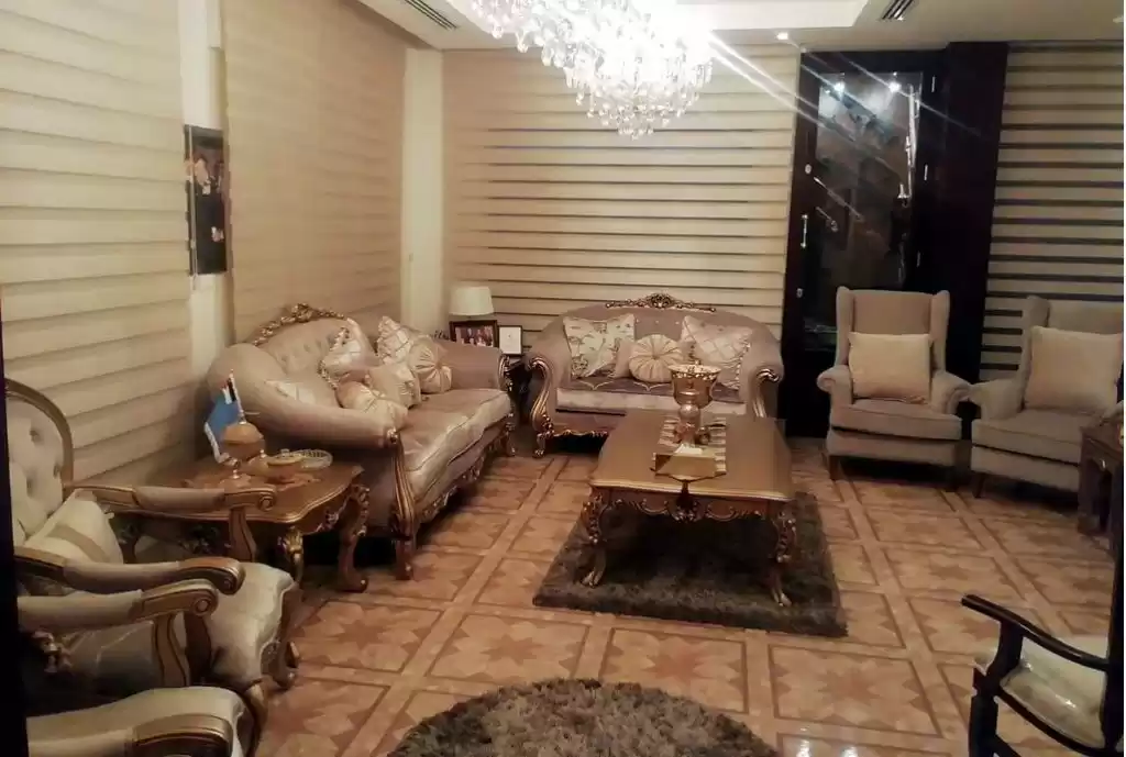 Wohn Klaar eigendom 5 Schlafzimmer U/F Alleinstehende Villa  zu verkaufen in Amman #27338 - 1  image 