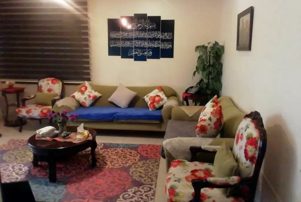 Жилой Готовая недвижимость 5 спален Ж/Ж Отдельная вилла  продается в Амман #27340 - 1  image 