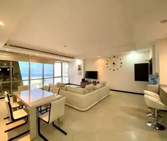 سكني عقار جاهز 3 غرف  مفروش شقة  للإيجار في المنامة #27366 - 1  صورة 