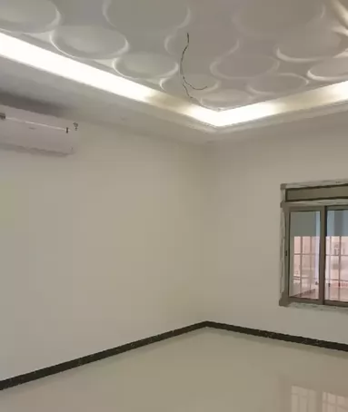 Residential Ready Property 3 Bedrooms U/F Apartment  for rent in Riyadh #27381 - 1  image 