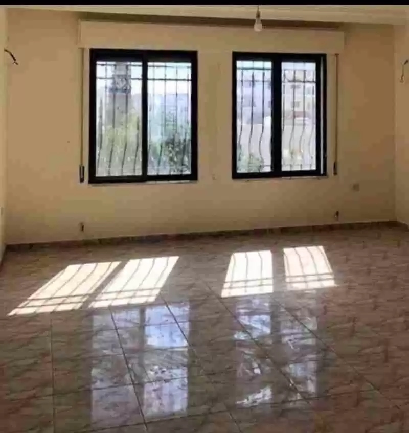 Residential Ready Property 3 Bedrooms U/F Apartment  for sale in Amman #27393 - 1  image 