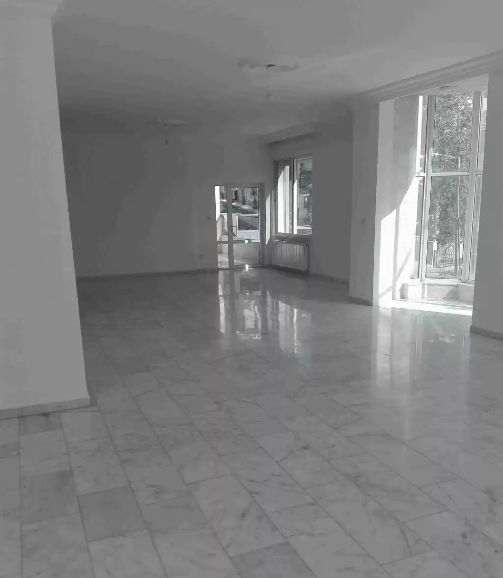 Жилой Готовая недвижимость 5 спален Н/Ф Квартира  продается в Амман #27407 - 1  image 