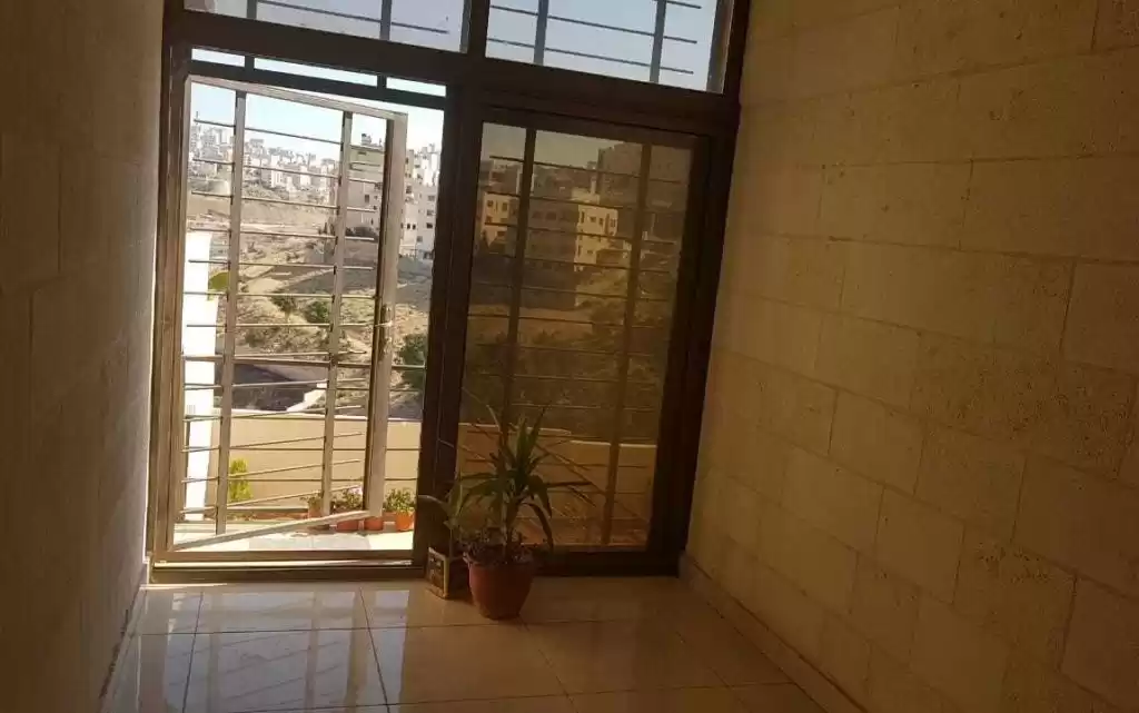 Wohn Klaar eigendom 3 Schlafzimmer U/F Wohnung  zu verkaufen in Amman #27411 - 1  image 