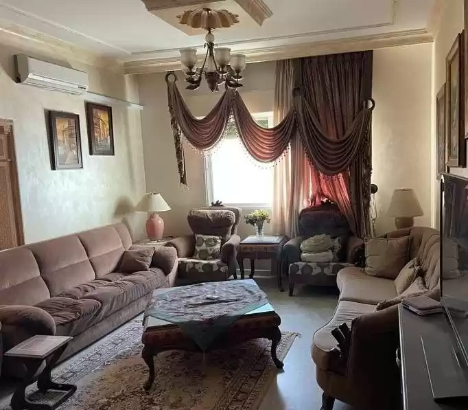 سكني عقار جاهز 3 غرف  مفروش شقة  للبيع في عمان #27439 - 1  صورة 