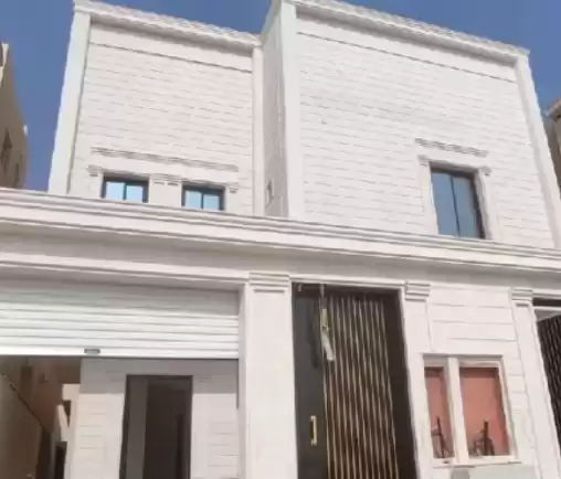 Residential Ready Property 7+ Bedrooms U/F Standalone Villa  for sale in Riyadh #27466 - 1  image 