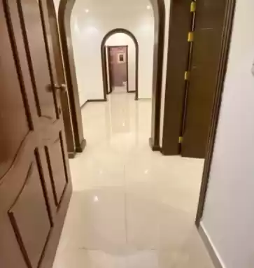 Residential Ready Property 3 Bedrooms U/F Apartment  for sale in Riyadh #27467 - 1  image 