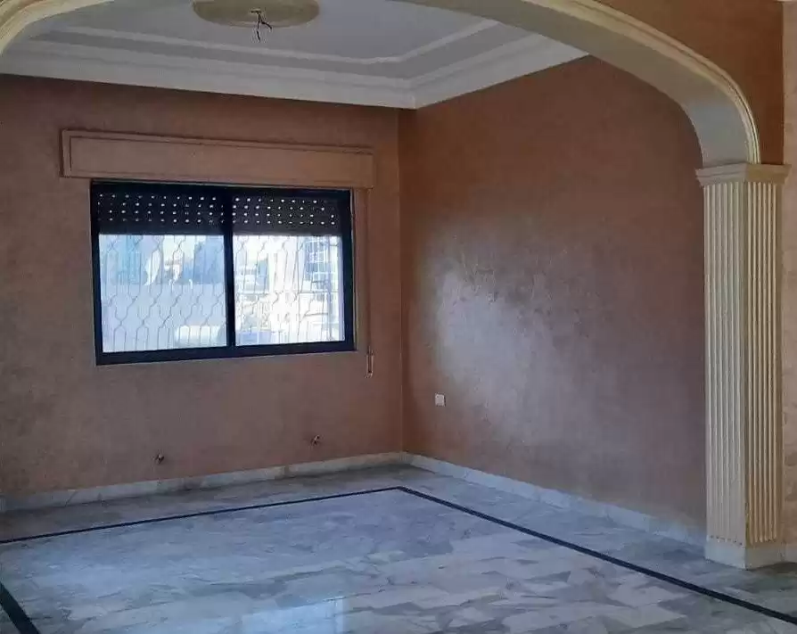 Жилой Готовая недвижимость 3 спальни Н/Ф Квартира  продается в Амман #27480 - 1  image 