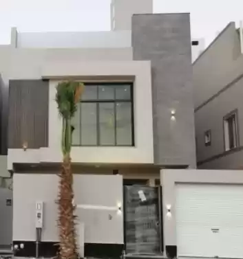 Wohn Klaar eigendom 5 + Zimmermädchen U/F Alleinstehende Villa  zu verkaufen in Riad #27526 - 1  image 