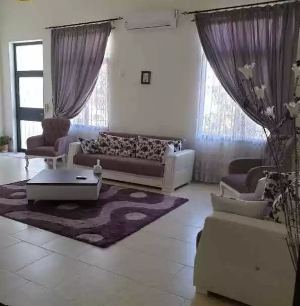 yerleşim Hazır Mülk 4 Yatak Odası U/F Müstakil Villa  satılık içinde Amman #27647 - 1  image 