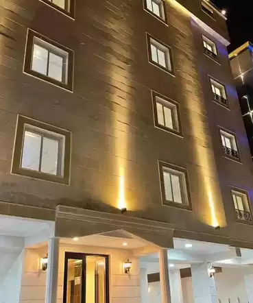 Жилой Готовая недвижимость 7+ спален Н/Ф Квартира  продается в Эр-Рияд #27718 - 1  image 