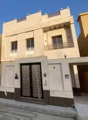 Residential Ready Property 5+maid Bedrooms U/F Standalone Villa  for sale in Riyadh #27724 - 1  image 