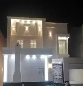 Résidentiel Propriété prête 5 + femme de chambre U / f Villa autonome  à vendre au Riyad #27736 - 1  image 