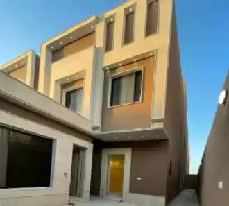 Résidentiel Propriété prête 5 chambres U / f Villa autonome  à vendre au Riyad #27740 - 1  image 