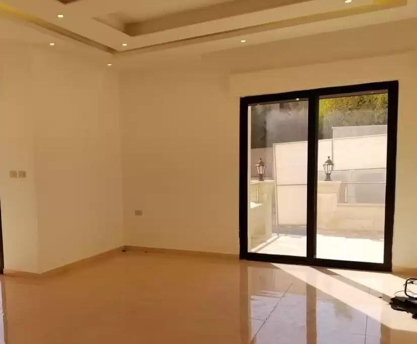 Residential Ready Property 3 Bedrooms U/F Apartment  for sale in Amman #27753 - 1  image 