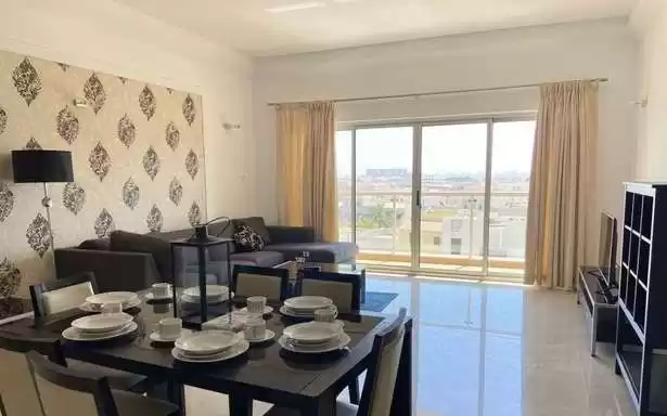 Residential Ready Property 2 Bedrooms F/F Apartment  for rent in Al-Manamah #27791 - 1  image 