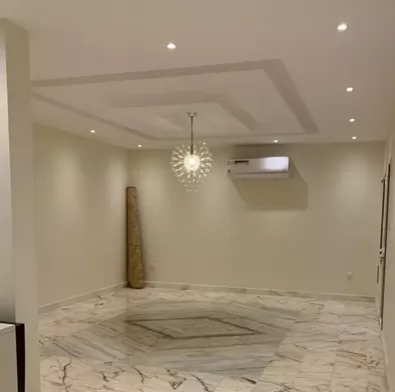 Residential Ready Property 5+maid Bedrooms U/F Standalone Villa  for rent in Jiddah , Makkah-Province #27852 - 2  image 