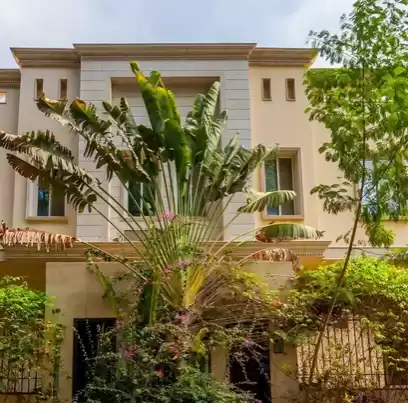 Wohn Klaar eigendom 4 + Zimmermädchen F/F Alleinstehende Villa  zu vermieten in Riad #27862 - 1  image 