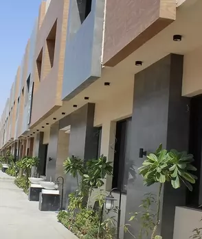 Residential Ready Property 3 Bedrooms U/F Apartment  for sale in Riyadh #27873 - 1  image 