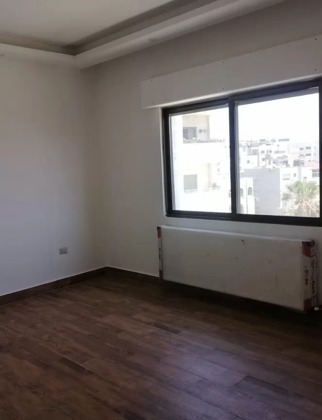 Wohn Klaar eigendom 3 + Magd Schlafzimmer U/F Wohnung  zu verkaufen in Amman #27929 - 1  image 