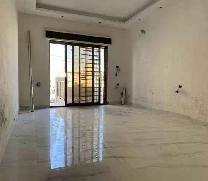 مسکونی املاک آماده 3+ اتاق خواب خدمتکار U/F اپارتمان  برای فروش که در امان #27945 - 1  image 