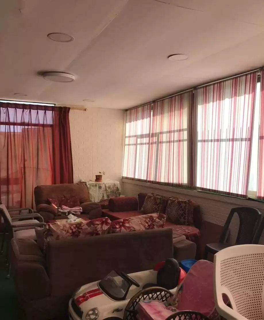 住宅 就绪物业 3+女仆卧室 U/F 公寓  出售 在 安曼 #27948 - 1  image 