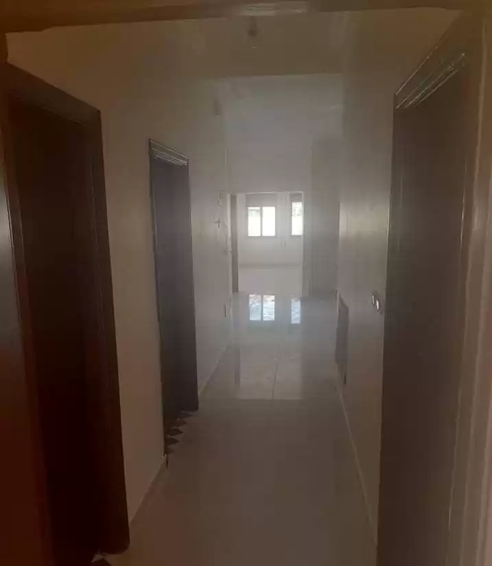 Residential Ready Property 3+maid Bedrooms U/F Apartment  for sale in Amman #27967 - 1  image 